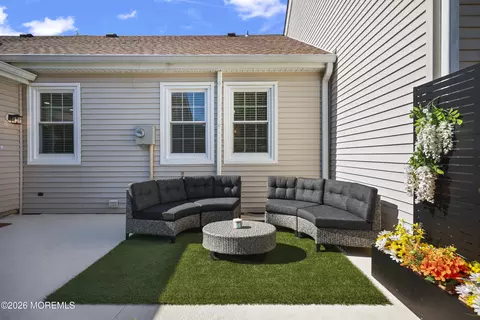 153 Cours De Pasteur #E, Freehold, NJ 07728 photo 3