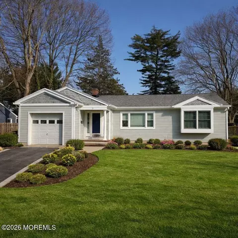 7 Rutgers Dr, Fair Haven, NJ 07704
