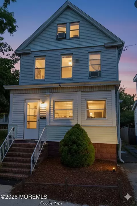 23 Freeman St, New Brunswick, NJ 08901