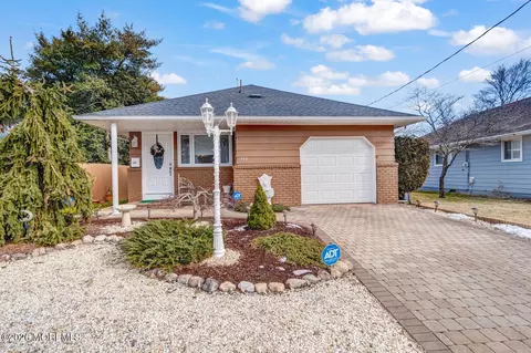 1990 Hovsons Blvd, Toms River, NJ 08753
