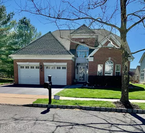 6 Marbella Ct, Hamilton, NJ 08691