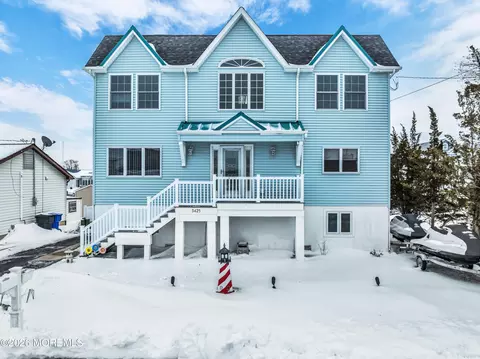 3425 Lisbon Ave, Toms River, NJ 08753