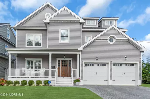 43 Old Squan Rd, Manasquan, NJ 08736