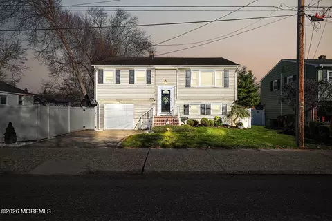 325 Orchard St, Rahway, NJ 07065