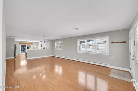 Living - 16 Mirador Ct, Berkeley, NJ 08721 photo 6 of 6