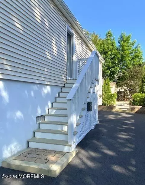 Exterior - 18 Meadowbrook Ave, Rumson, NJ 07760 photo 2 of 5