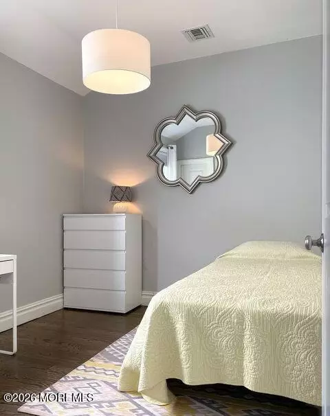 Bedroom - 18 Meadowbrook Ave, Rumson, NJ 07760 photo 2 of 3