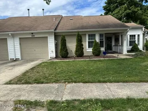 1156 Thornbury Ln # B, Manchester, NJ 08759