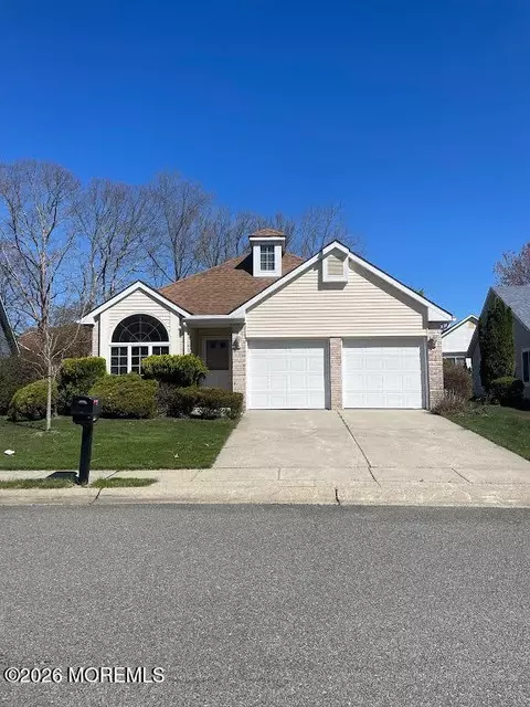 1586 Crimson Rd, Toms River, NJ 08755