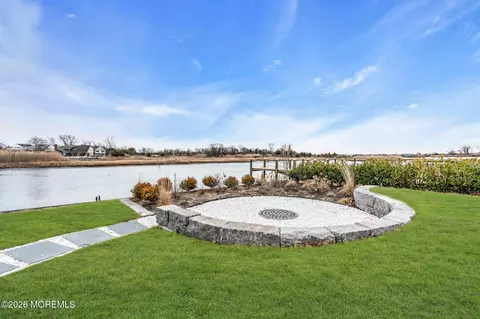 Exterior - 22 Crescent Dr, Brielle, NJ 08730 photo 2 of 3