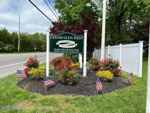 160 B Mallard St, Manchester, NJ 08759