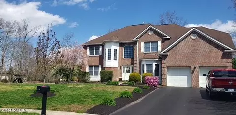 3 Joseph Ct, Manchester, NJ 08759