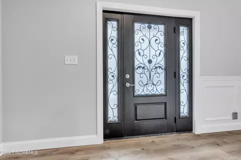 Entry Way - 217 Nantucket Rd, Forked River, NJ 08731 photo 1 of 4