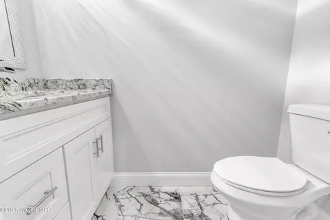 Bath - 217 Nantucket Rd, Forked River, NJ 08731 photo 1 of 4