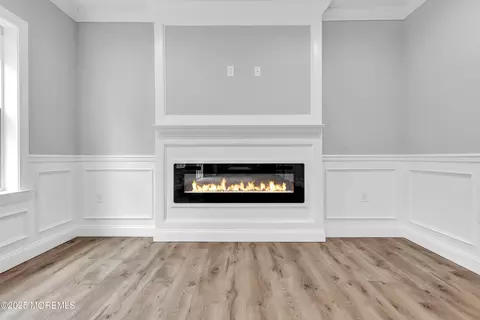 Living - 217 Nantucket Rd, Forked River, NJ 08731 photo 4 of 4