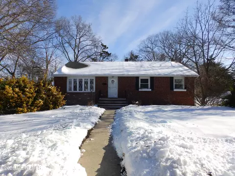 543 Hollywood Ave, Toms River, NJ 08753