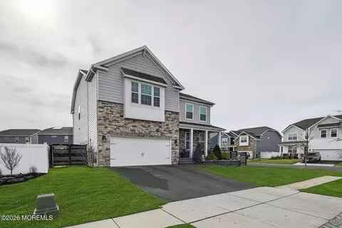 171 Bradshaw Dr, Manahawkin, NJ 08050