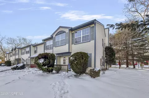 1 Shearwater Holw, Bayville, NJ 08721