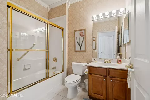 Bath - 21 Rumson Ct, Waretown, NJ 08758 photo 3 of 3