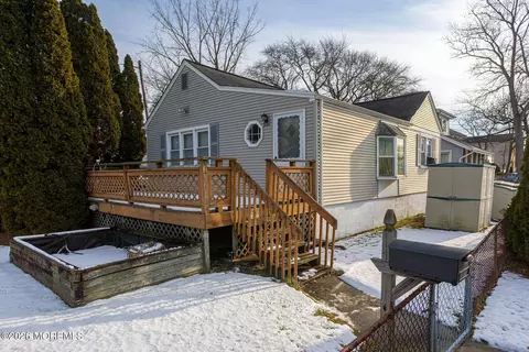 729 Cliffwood Ave, Keyport, NJ 07735