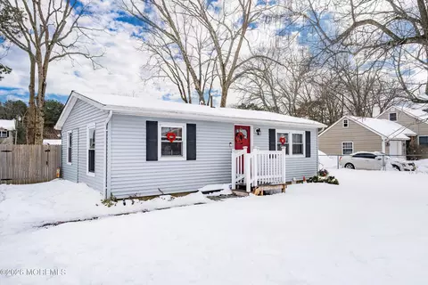 1116 2nd Ave, Toms River, NJ 08757