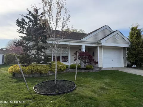 2409 Coral Leaf Rd, Toms River, NJ 08755