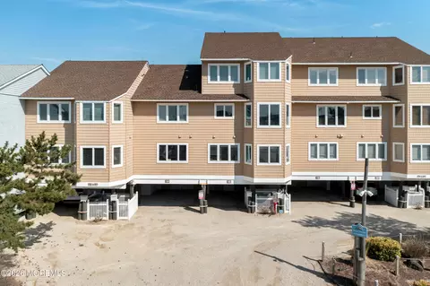 11 Dune Ter #11, Seaside Heights, NJ 08751