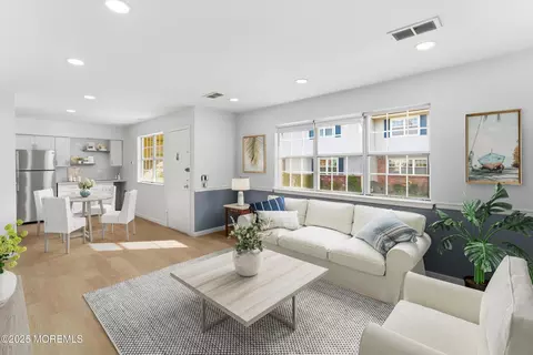4 Hawaii Ct #1003, Matawan, NJ 07747
