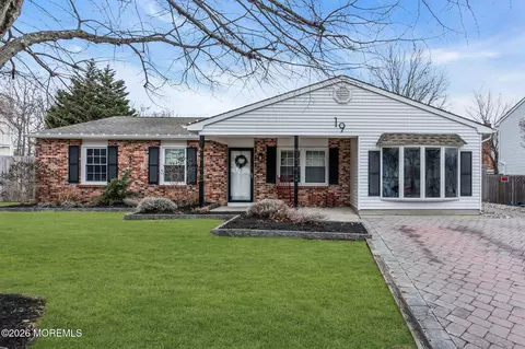 19 Virginia Dr, Howell, NJ 07731