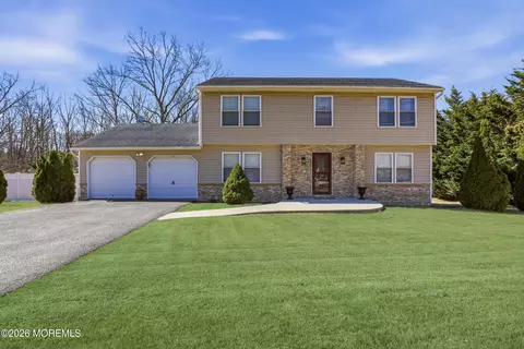 1991 Ridgeway Rd, Toms River, NJ 08757