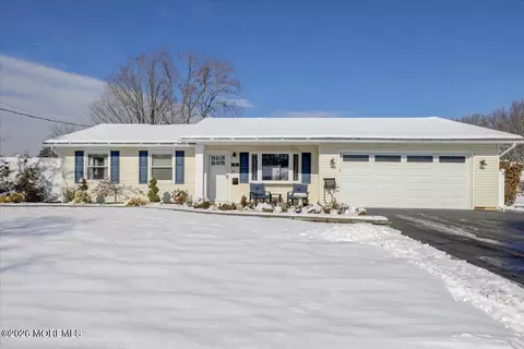 21 Throop Ave, Monroe, NJ 08831