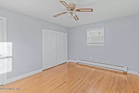 Bedroom - 417 Riverview Rd, Forked River, NJ 08731 photo 4 of 5