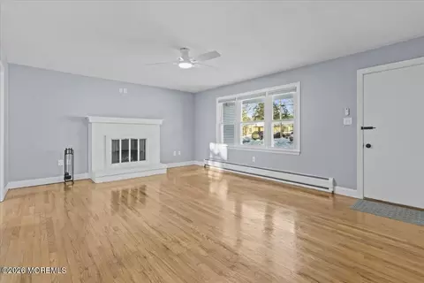 Living - 417 Riverview Rd, Forked River, NJ 08731 photo 1 of 4