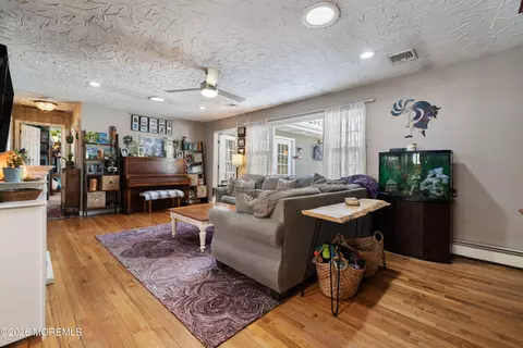 330 Riviera Dr, Forked River, NJ 08731 photo 6
