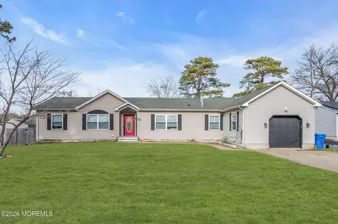 1117 6th Ave, Toms River, NJ 08757