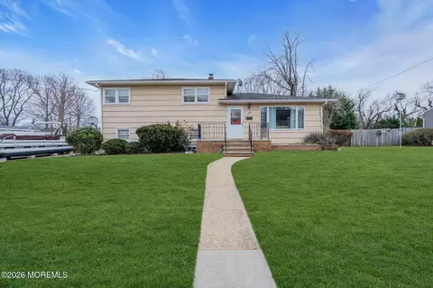 38 Hilltop Rd, West Long Branch, NJ 07764