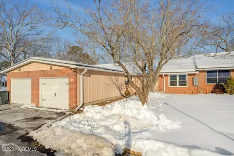 60 Buckingham Dr # C, Lakewood, NJ 08701