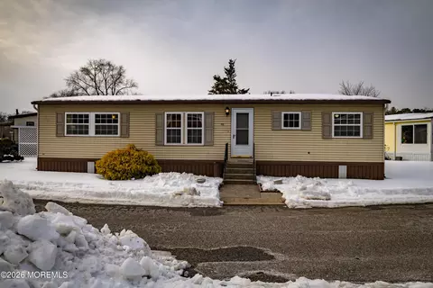 115 Douglas Dr, Jackson, NJ 08527