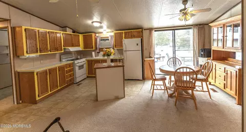 Kitchen - 115 Douglas Dr, Jackson, NJ 08527 photo 2 of 2