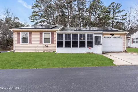 53 Central Ave #72, Whiting, NJ 08759