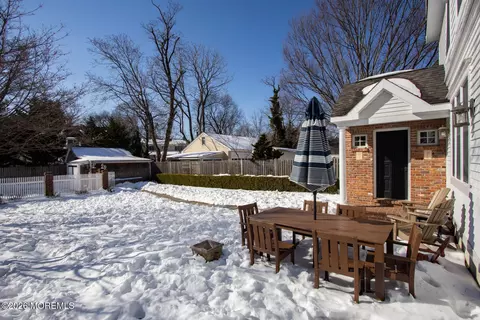 Other - 39 E River Rd, Rumson, NJ 07760 photo 6 of 10