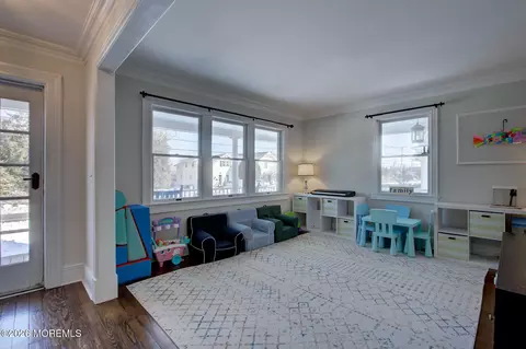 Other - 39 E River Rd, Rumson, NJ 07760 photo 2 of 10
