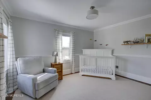 Bedroom - 39 E River Rd, Rumson, NJ 07760 photo 4 of 5