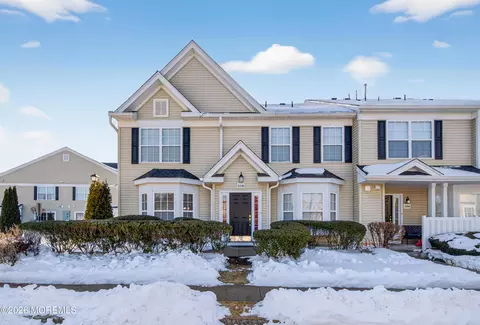 310 Brookfield Dr, Jackson, NJ 08527