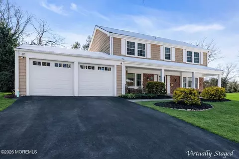 72 Idlebrook Ln, Aberdeen, NJ 07747