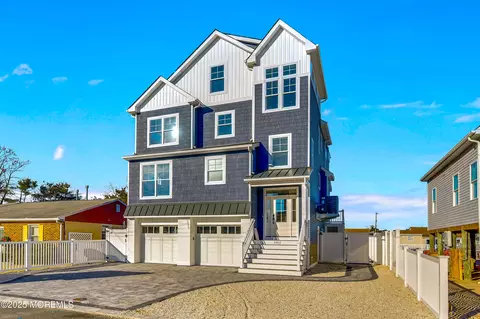 3402 Maritime Dr, Toms River, NJ 08753
