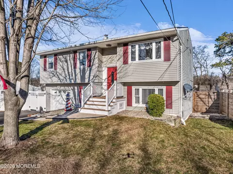 604 Karen Ln, Brick, NJ 08724