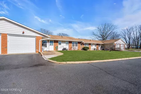 1262 Argyll Cir # C, Lakewood, NJ 08701