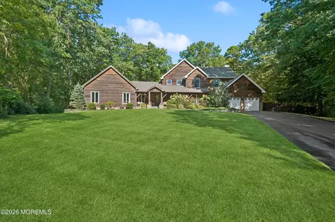 5 Ironwood Ct, Jackson, NJ 08527