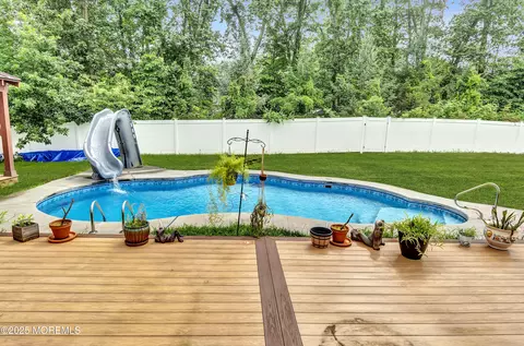 Exterior - 4 Christopher Dr, Howell, NJ 07731 photo 5 of 6